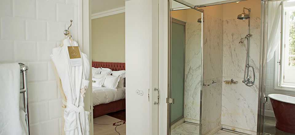 Vidago Palace Hotel bathroom